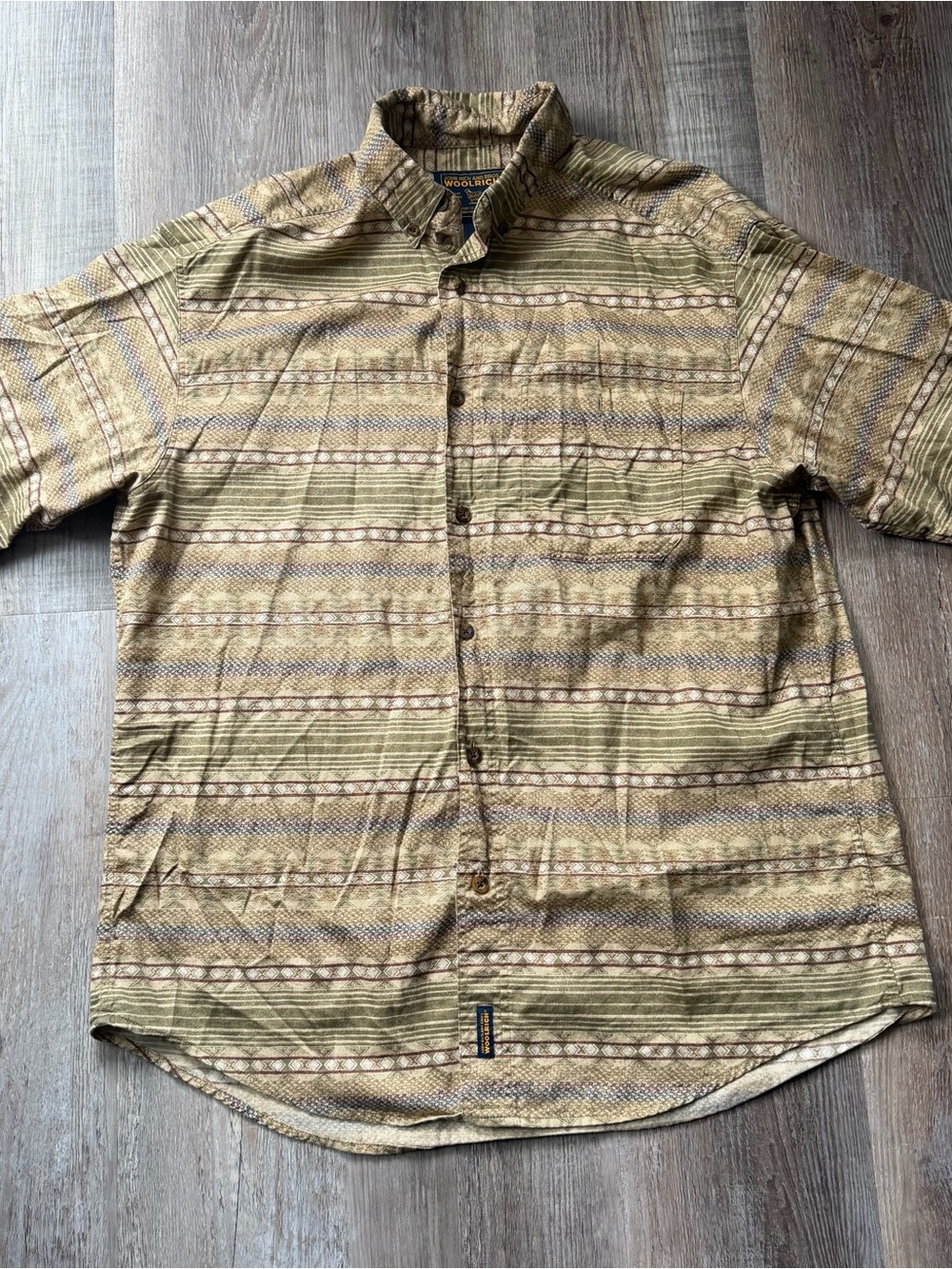 Vintage Woolrich Tan Geometric Print Short Sleeve Button Up Shirt L